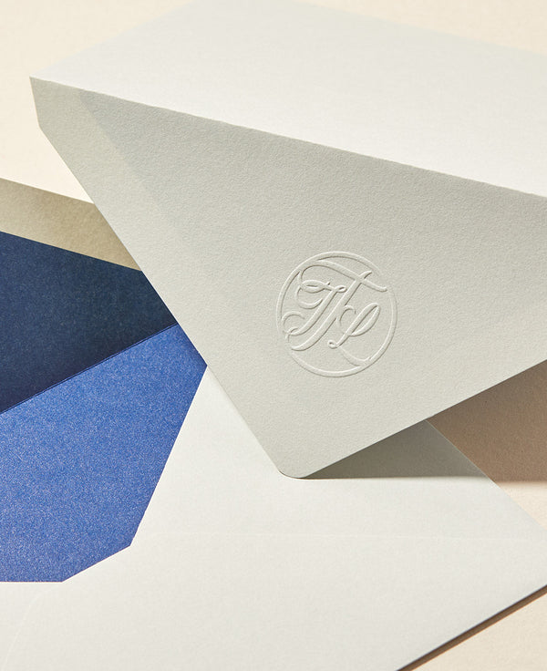 tuus sello seco relieve personalizado con iniciales